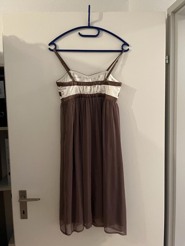 Kleider: Sommer/festkleid – Neu (gemäss Beschreibung) aus Ebikon von kov_9vqb 1