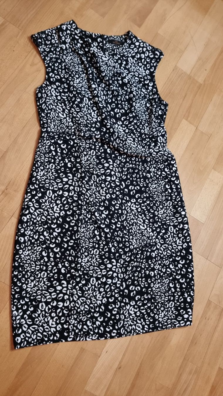 Vestiti: 🌺 Kleid Größe 40/42🌺 – Usato da Wald ZH venduto da CapLux 5