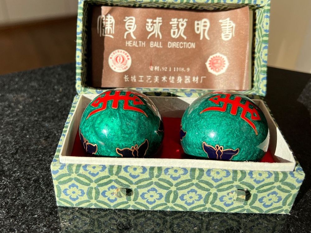 Vintage-Set chinesischer Baoding Health Stress Kugeln (Gebraucht) in ...