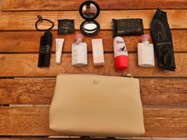 Bulgary Amenity kit / Necessaire mit Inhalt
