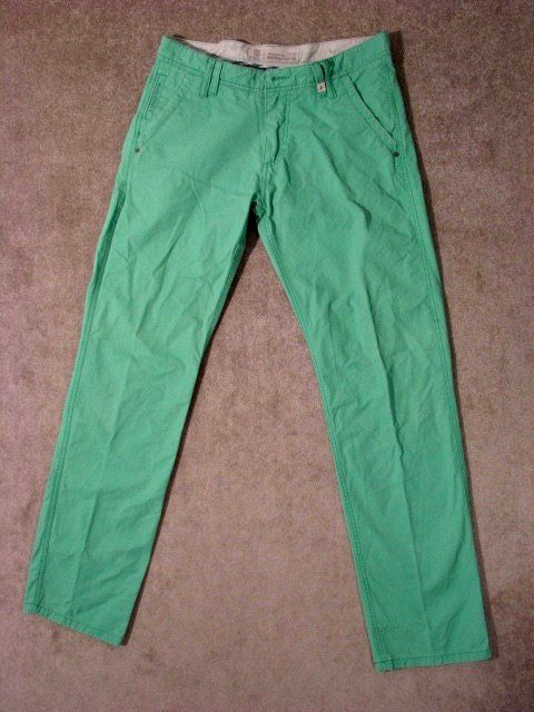 Pantaloni: Leichte Freizeit Übergangs-Hose Marke ESPRIT Jam Slim fit – Usato da Wil ZH venduto da Arbolero