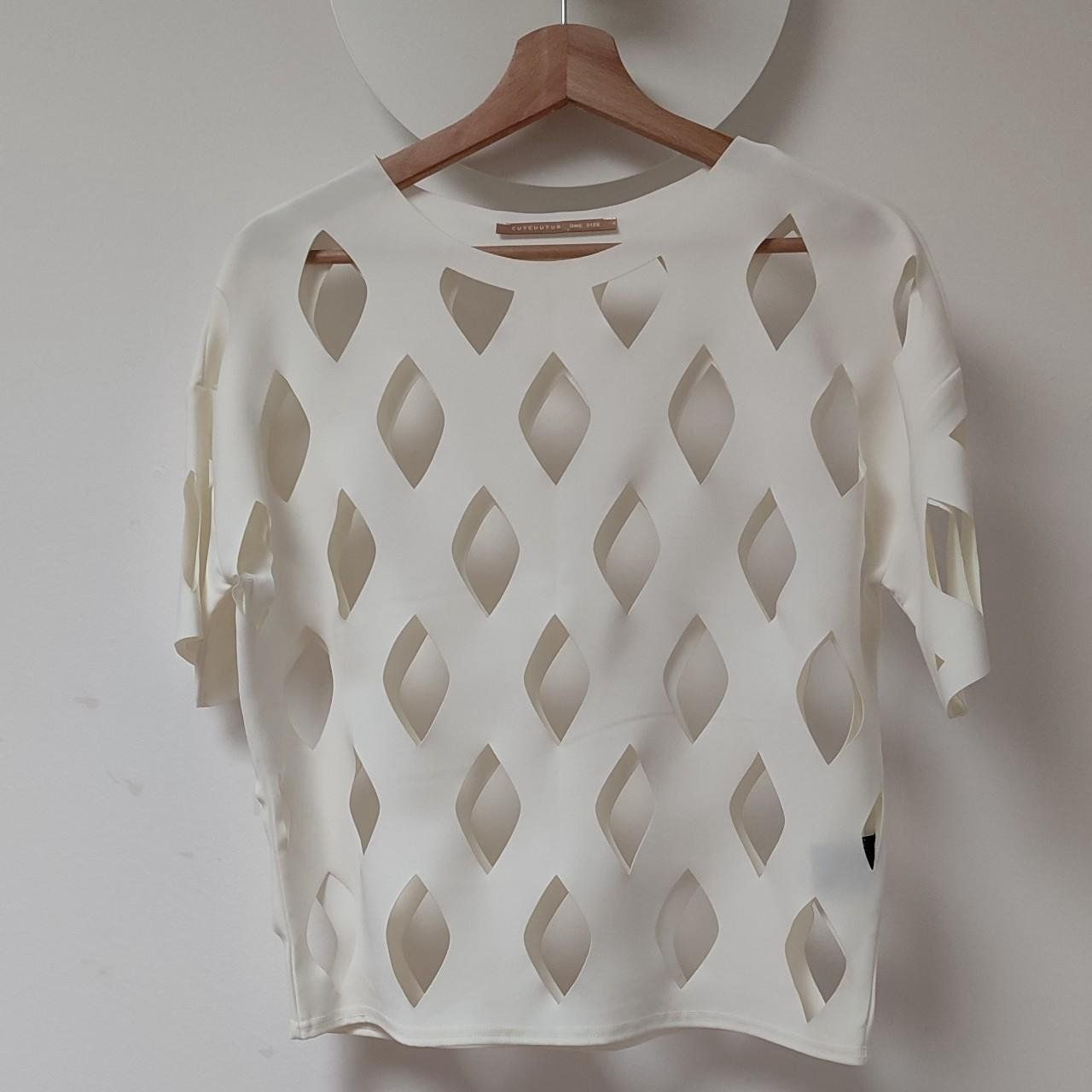 Top: Cooles weisses Crop-Top – Nuovo (secondo la descrizione) da Gattikon venduto da ninuska13