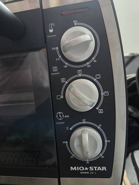 Forni: Kleinbackofen Mio Star Oven 22 L – Usato da Selzach venduto da Cosma4 1