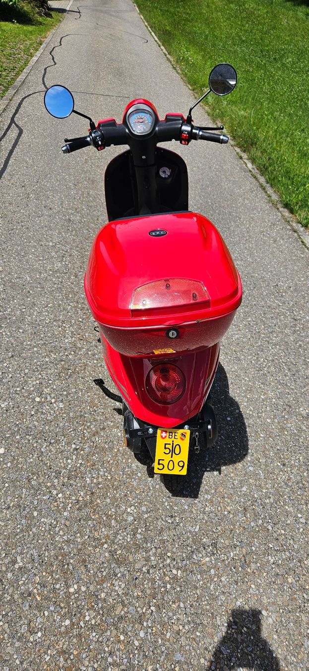 SPC Scooters: E-Roller SPC Verdi 45 kmh – D'occasion à Därligen par hdlupo 2