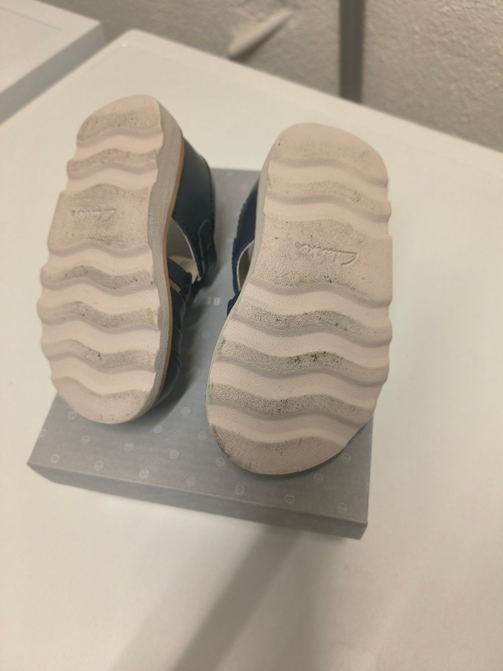 Clarks Scarpe per ragazzi: NEUE Clarks Sandalen Gr.20 – Nuovo (secondo la descrizione) da Steinhausen venduto da surfero 1