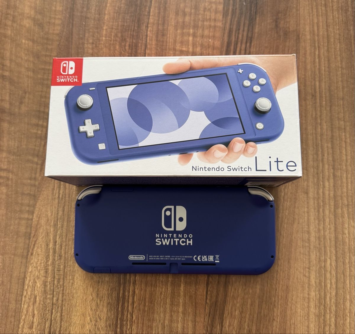 Nintendo Konsolen: Nintendo Switch Lite  – Gebraucht aus Täsch von Toffifee99 1