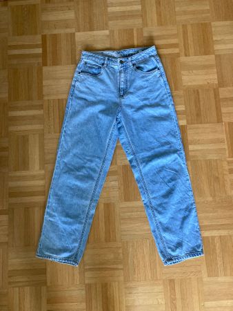 Leichte Jeans von Volcom, Grösse 27