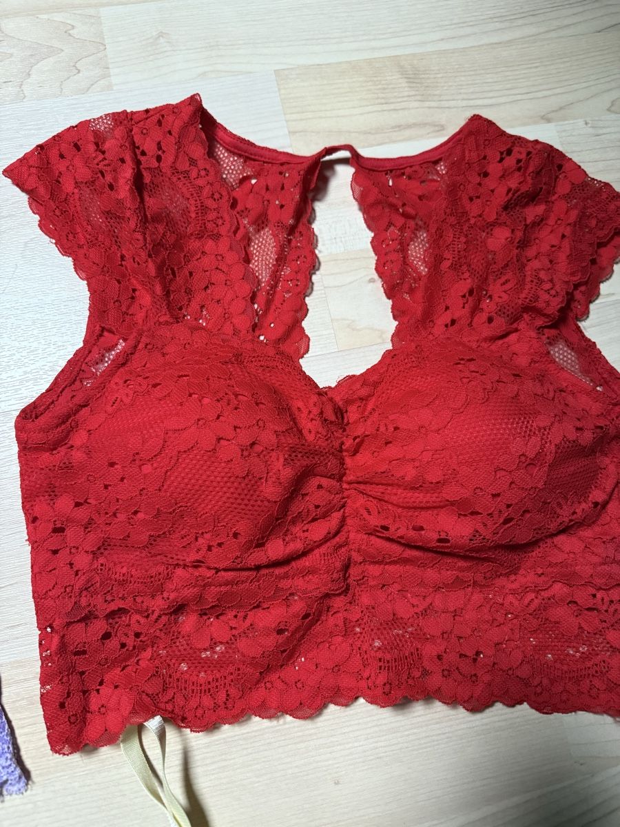Lotti di vestiti: SET Sommer-Spitze BHs, S-M – Nuovo (secondo la descrizione) da Fislisbach venduto da jelennn 2
