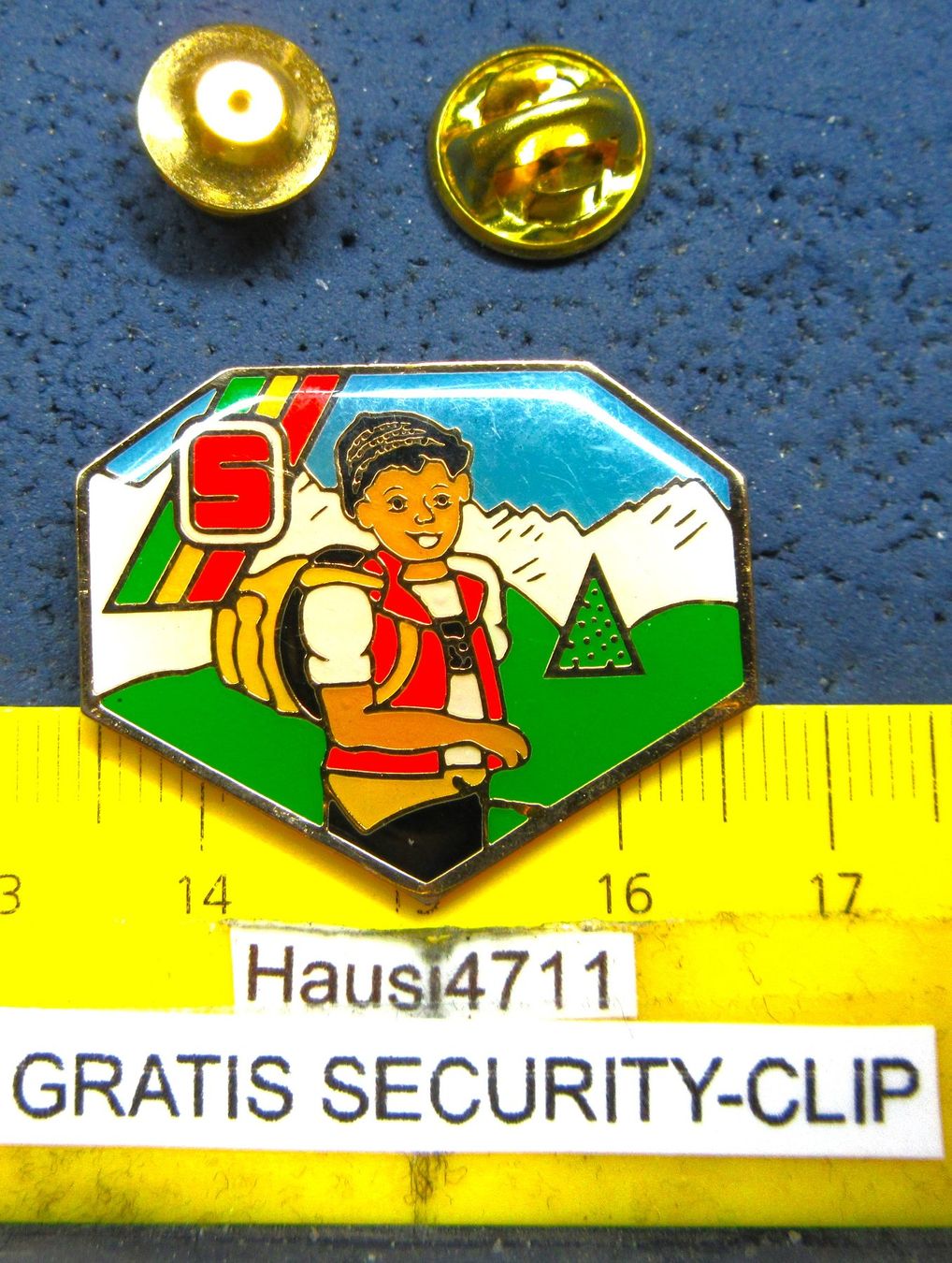 Swiss Plaketten & Abzeichen: APPENZELL SENN PIN GLASIERT – Gebraucht aus Ettingen von Hausi4711