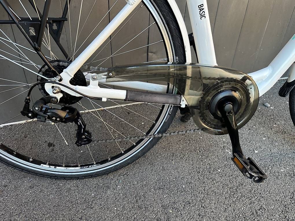 Biciclette: Bicicletta da donna Saxonette 28 bianca  – Usato da Quartino venduto da DiloUsato 3