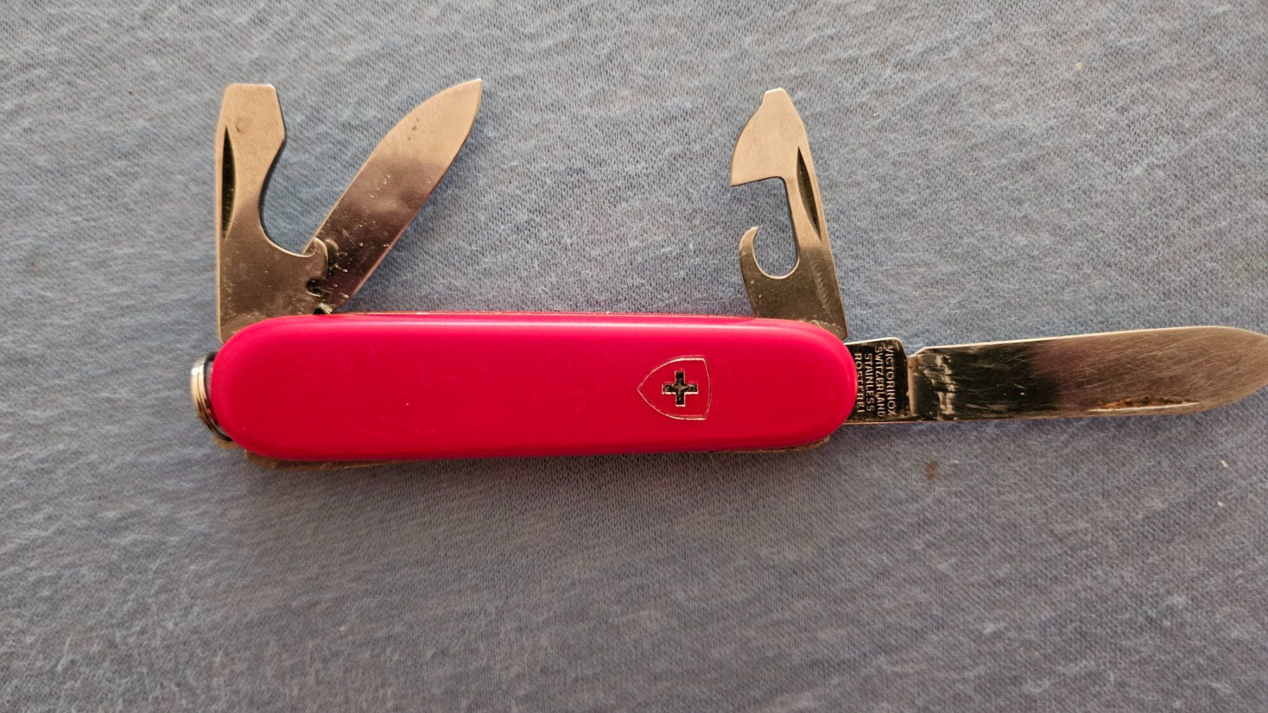 Victorinox Taschenmesser: Sackmesser Schweiz – Gebraucht aus Feldbrunnen von Kolosseum111