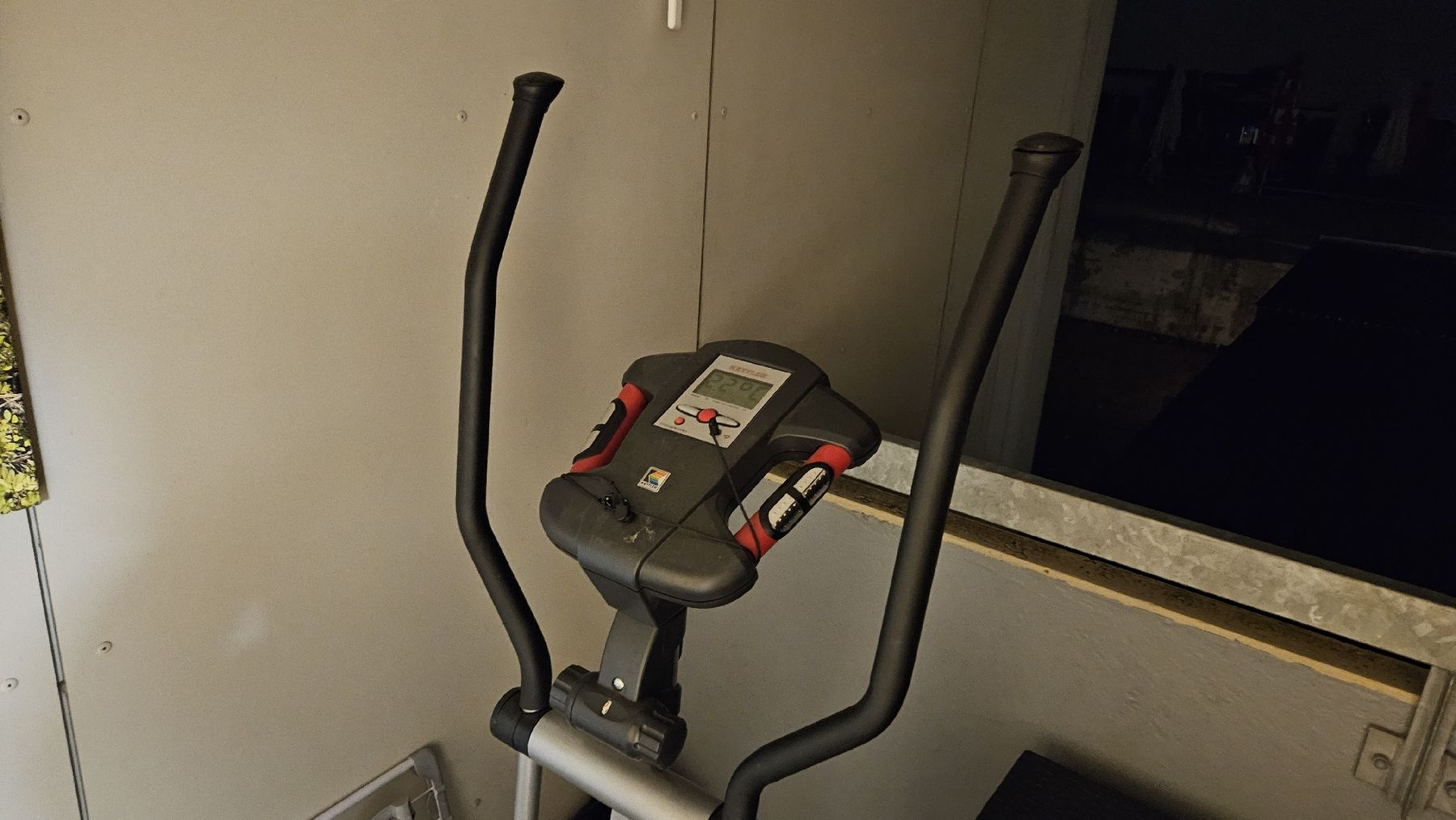 Kettler Hometrainer: Crosstrainer / Ellipsentrainer – Usato da Jona venduto da vik_j6r6 2