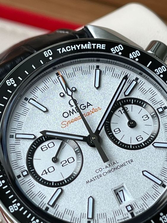 Omega Speedmaster Racing Co-Axial Master Chronometer (Gebraucht) in ...
