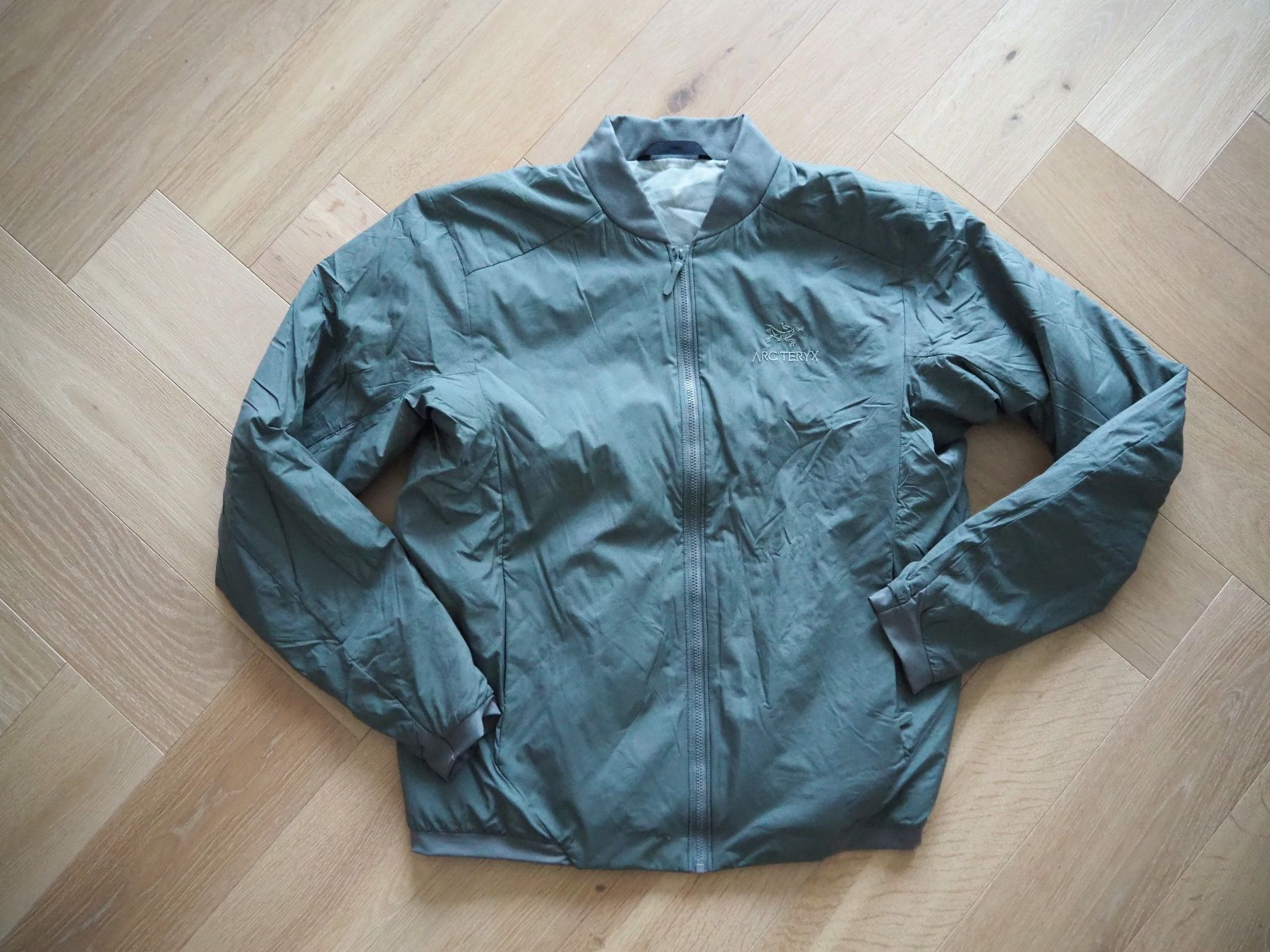 Arcteryx Giacche: Arc'teryx Bomber Jacke Atom Gr. M – Usato da Zürich venduto da snowow 7