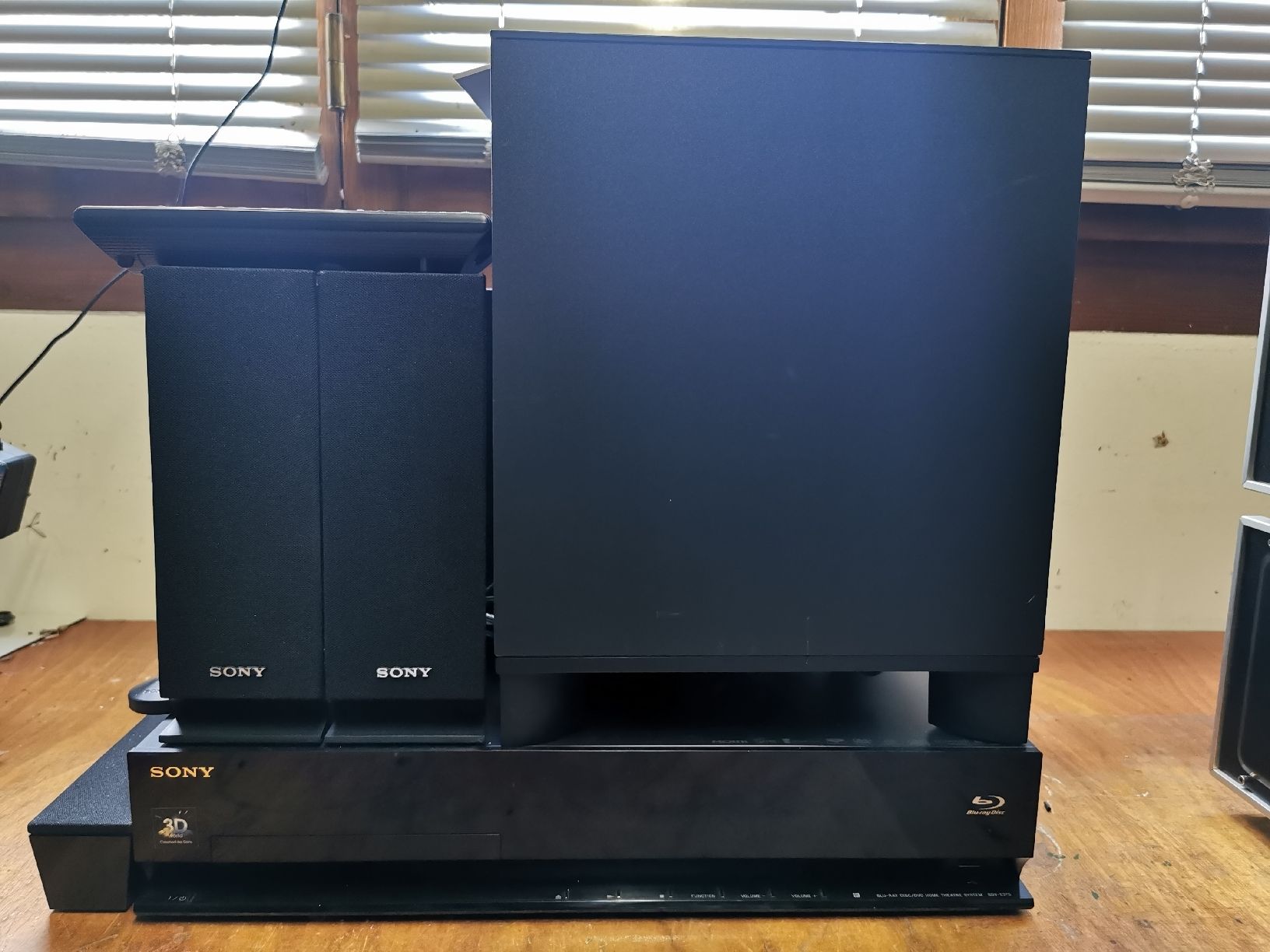 Sony Home Cinema: Sony Blu-ray Heimkino 5.1 System  – Usato da Buochs venduto da Paedi_driver 3