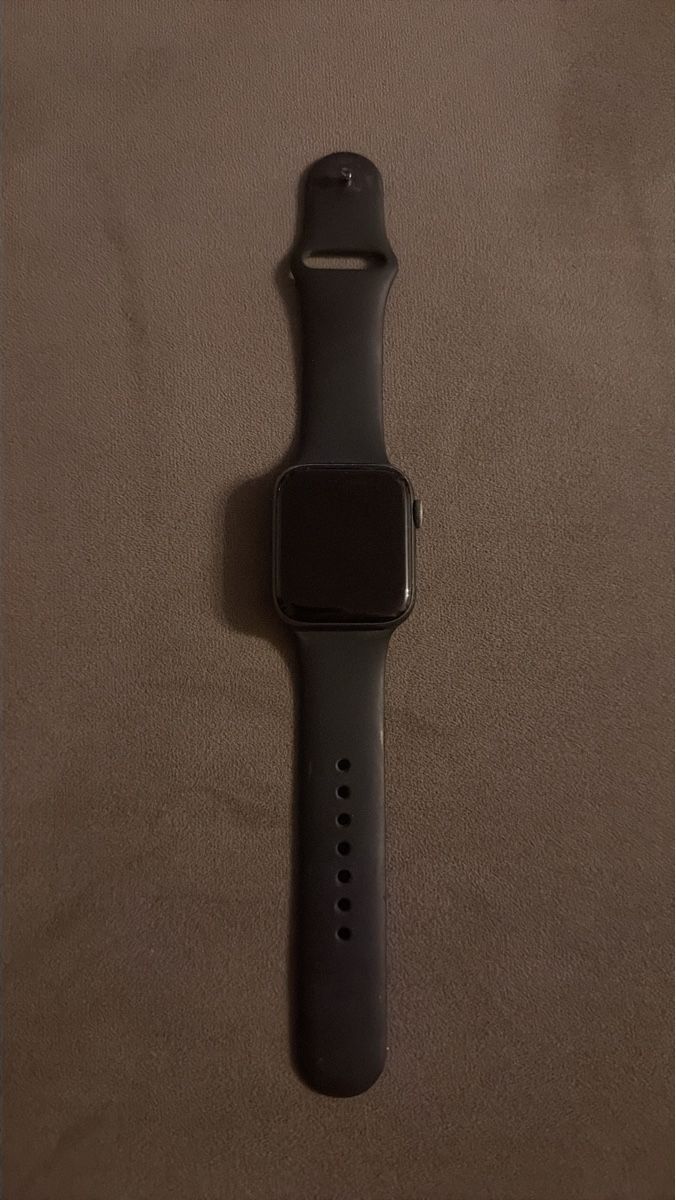 Apple Smartwatch: Apple Watch Sportband schwarz einstellbar – Gebraucht aus Rebstein von Tuerkii