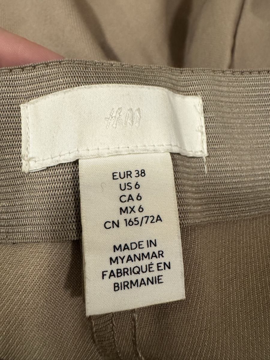 H&M Hosen: Anzugshose Beige – Neu (gemäss Beschreibung) aus Pfäffikon ZH von aitm_00 2