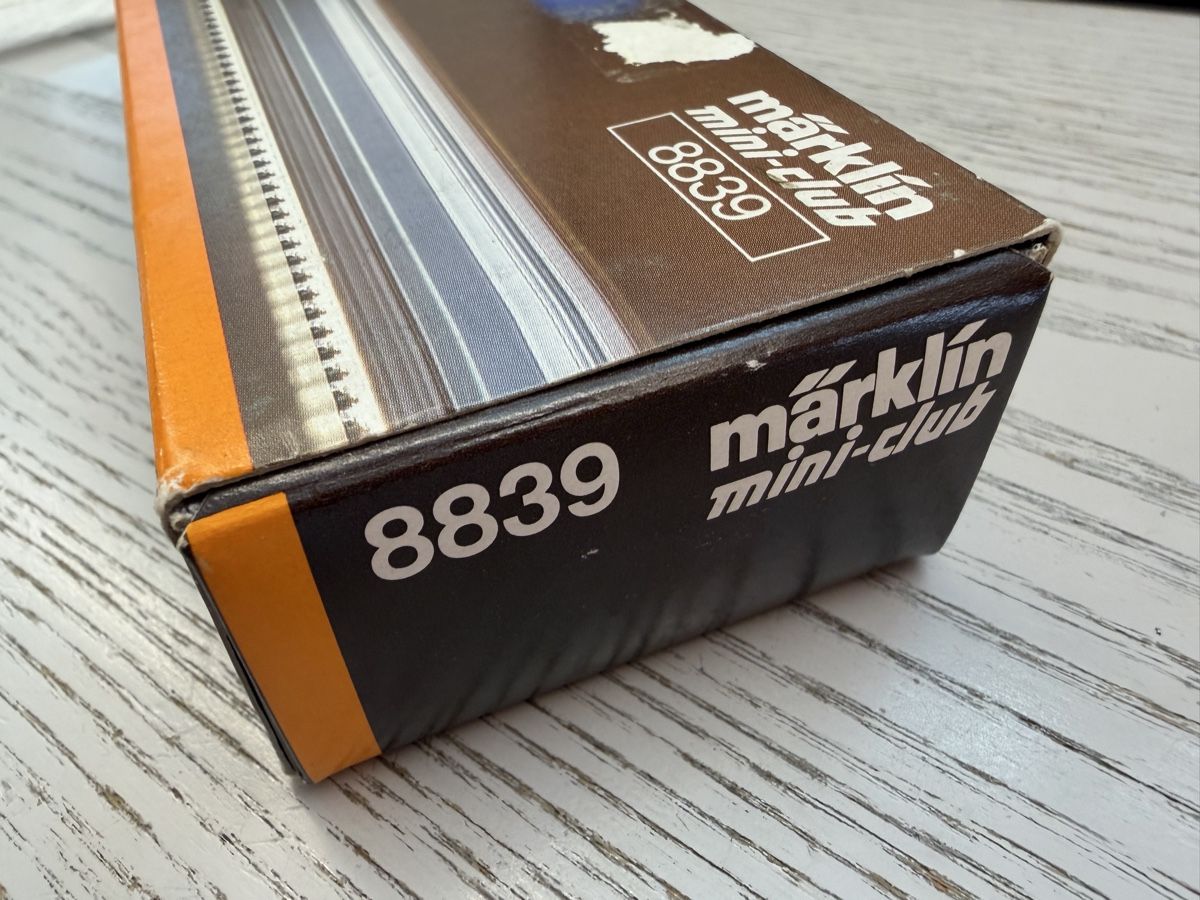 Märklin Modellini di ferrovie: Märklin 8839 DB BR 110 – Usato da Lupsingen venduto da New-Haven 3