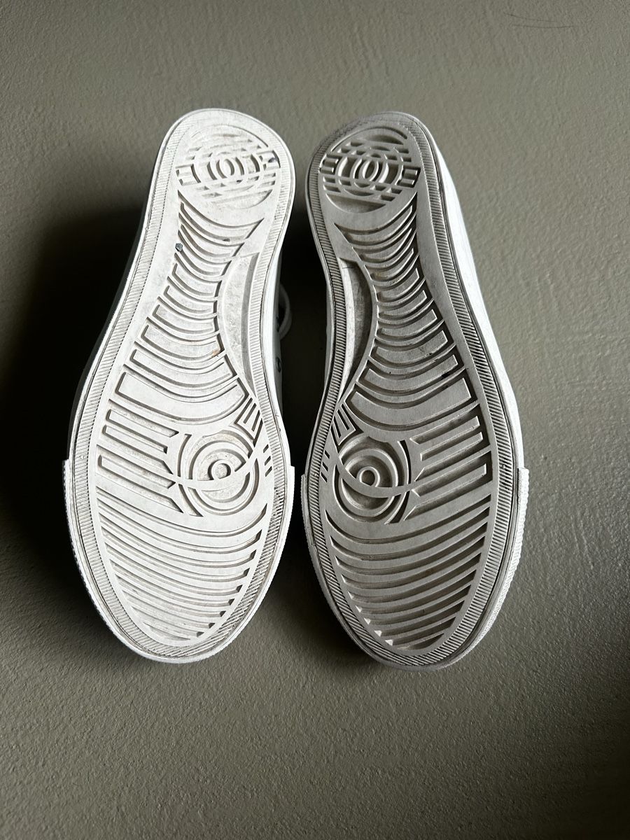 Muji Damenschuhe: MUJI Sneaker Canvas Weiss Grösse EU38 – Gebraucht aus Zürich von Bingobongo03 2