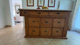 Meuble de métier restauré avec plateau en travertin