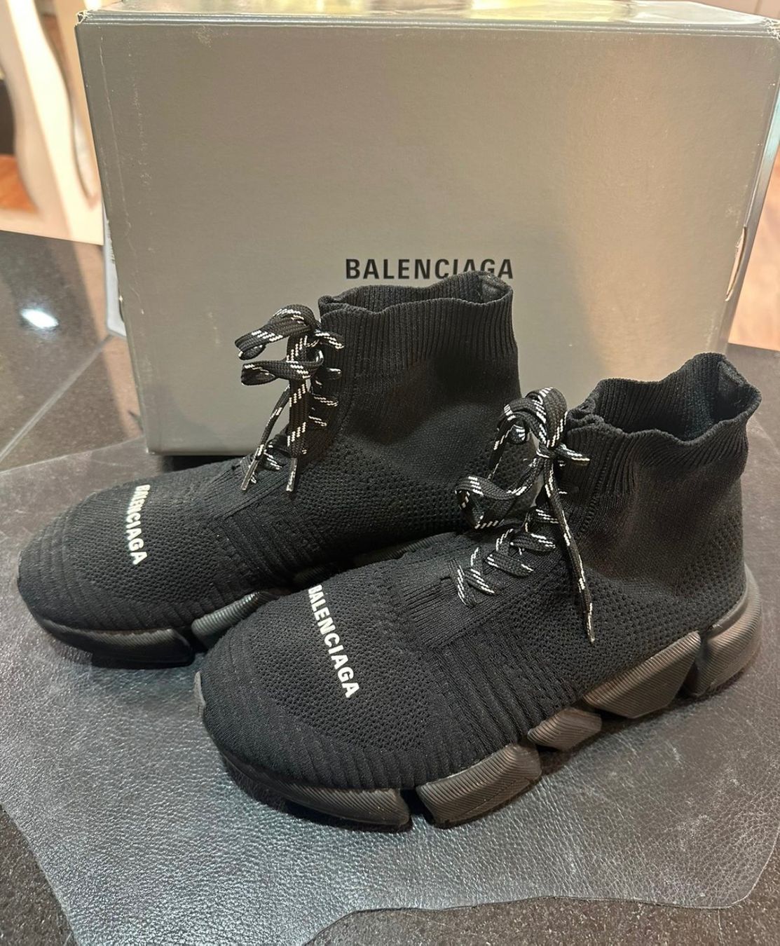 Balenciaga Damenschuhe: Balenciaga Speed 2.0 Lace Up – Gebraucht aus Pfungen von Coco_ch 1