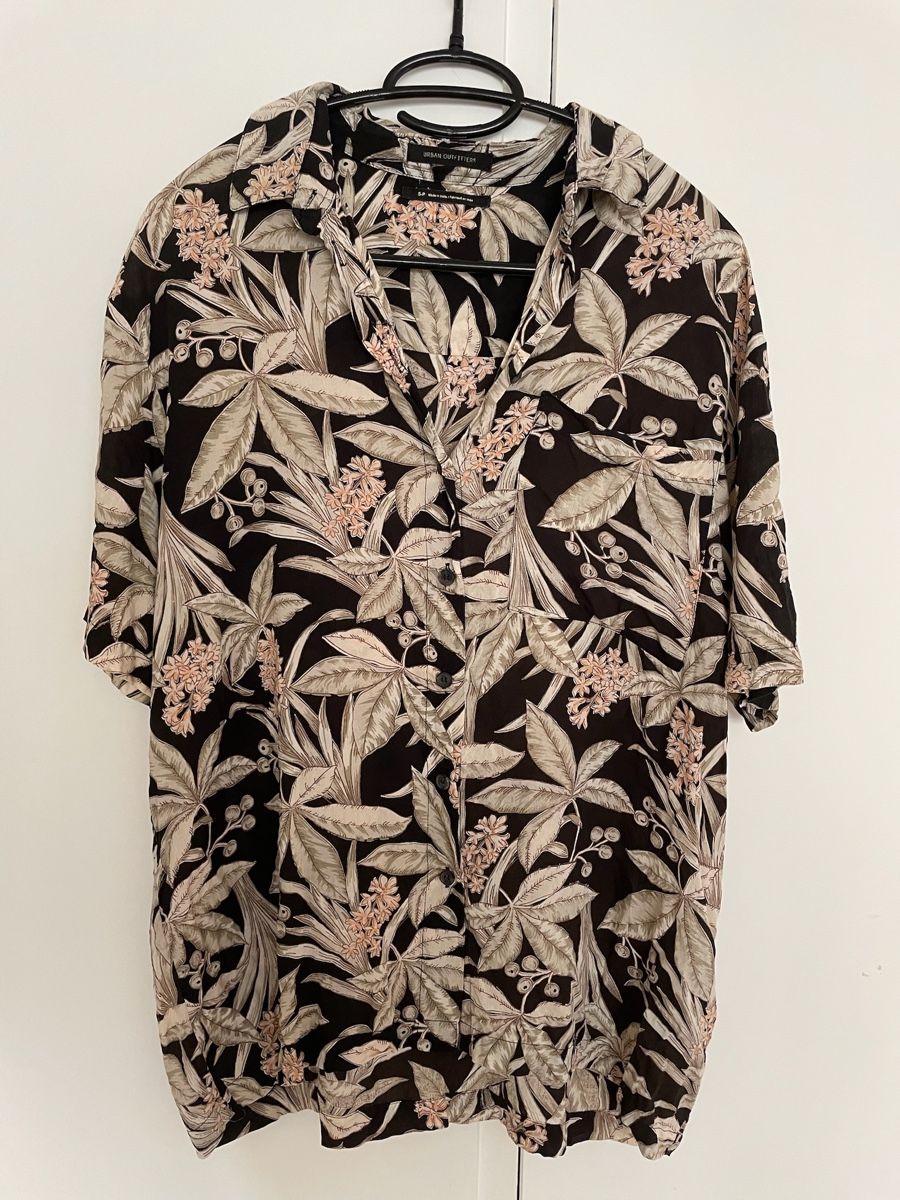 Camicette: Urban Outfitters Hemd, oversized, Blumenmuster – Usato da Zürich venduto da vallup_9