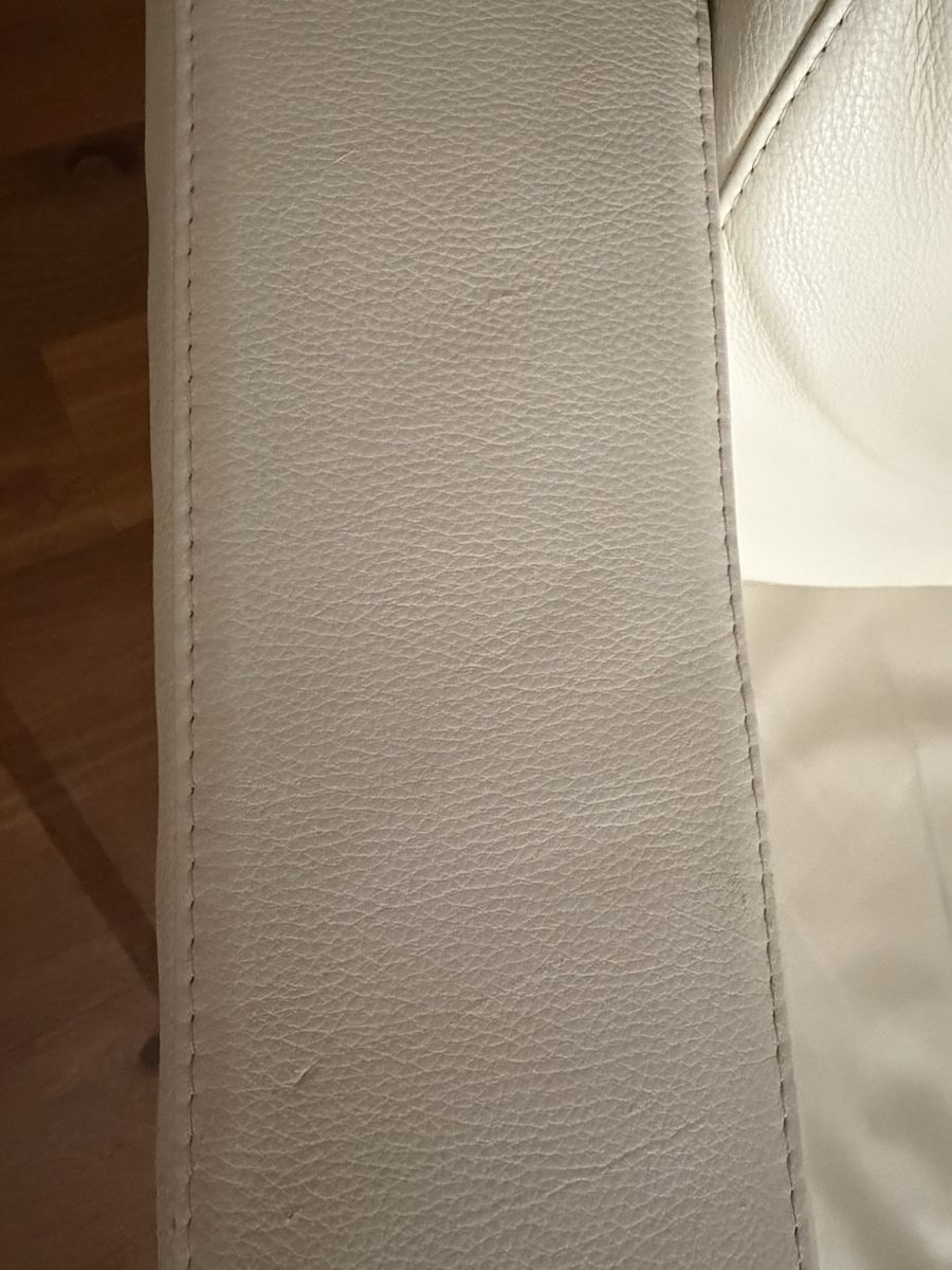 Poltrone: Ledersessel weiss mit Metallgestell  – Usato da Magden venduto da SCO13 6