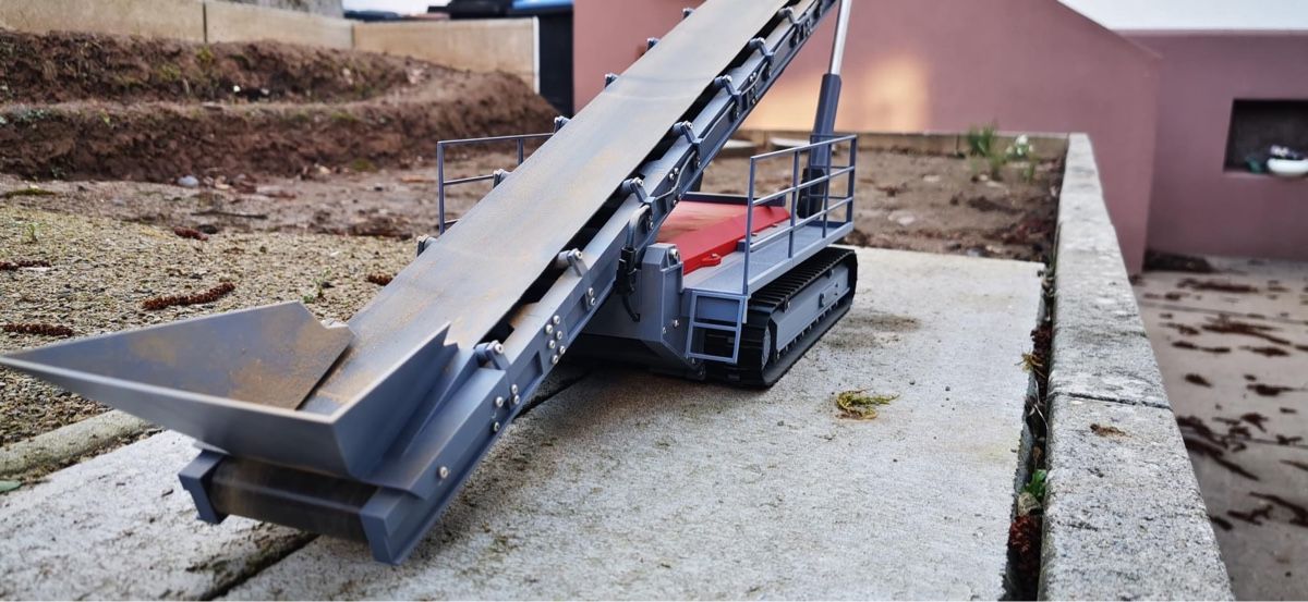 Modellismo RC: RC Förderband Raupe 1:14 – Nuovo (secondo la descrizione) da Altdorf UR venduto da modellbau-widmer 2