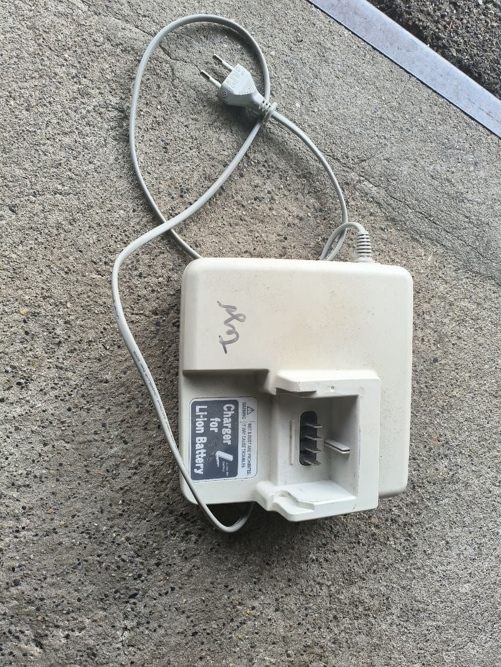 Flyer Ladegeräte: Flyer Ladegärat 26 Volt  – Gebraucht aus Trimbach von kar_2m7z
