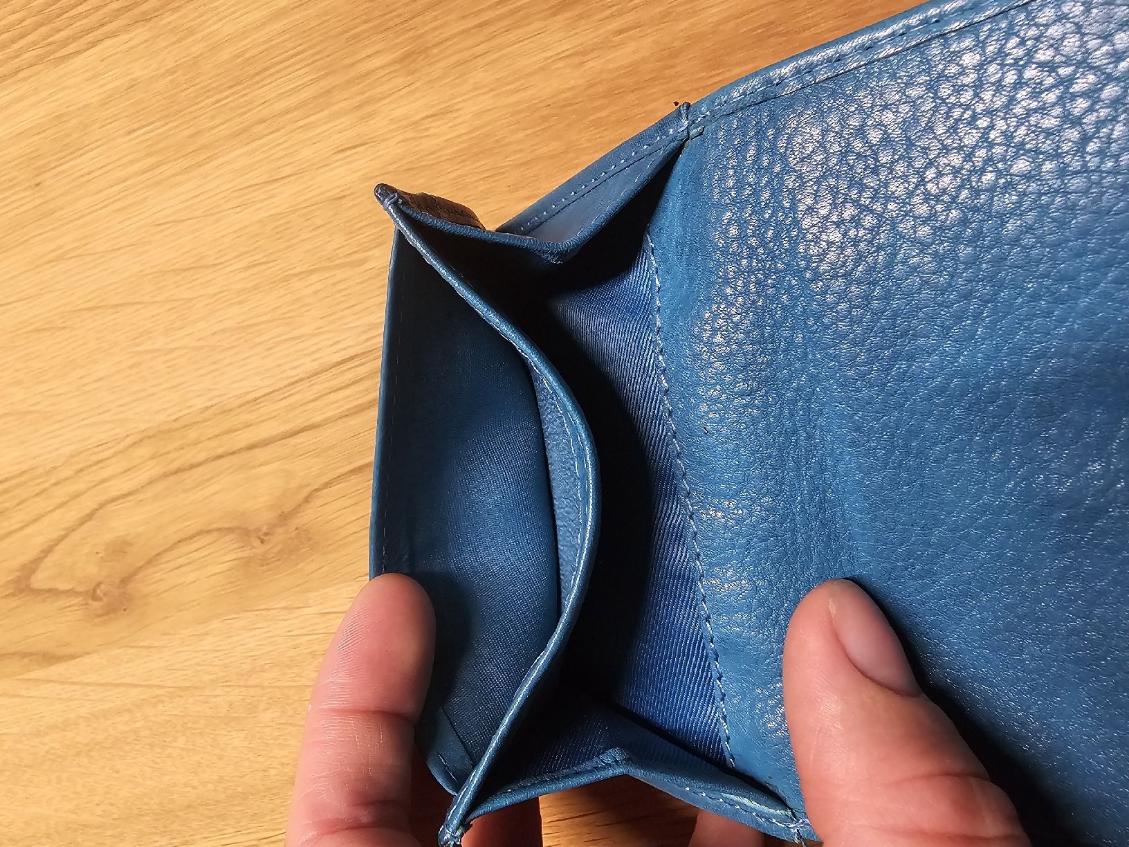 Portafogli: Leder Portemonnaie mit RFID türkis – Nuovo (secondo la descrizione) da Büttikon AG venduto da PAM120319 4
