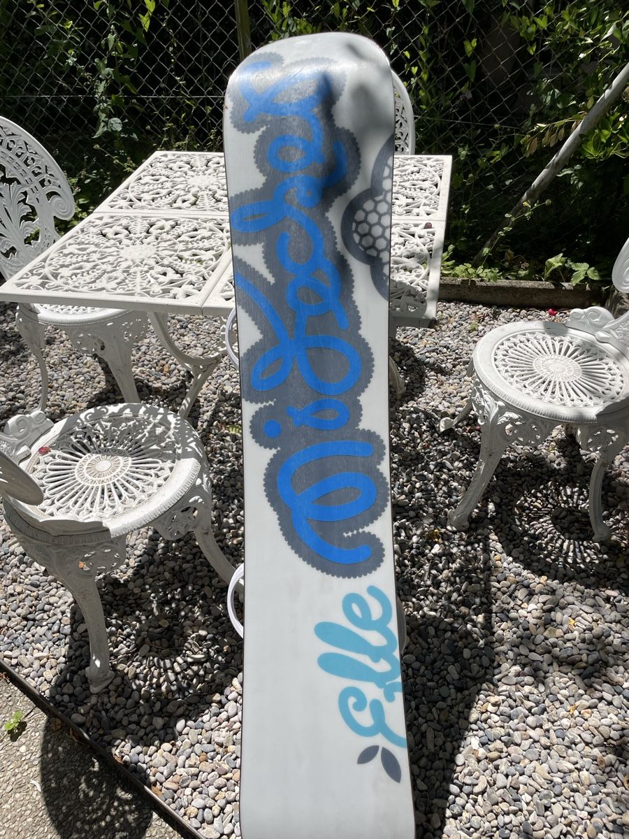 Board: Nidecker Elle 149cm mit Bindung guter Zustand – Usato da Luzern venduto da najoti 7