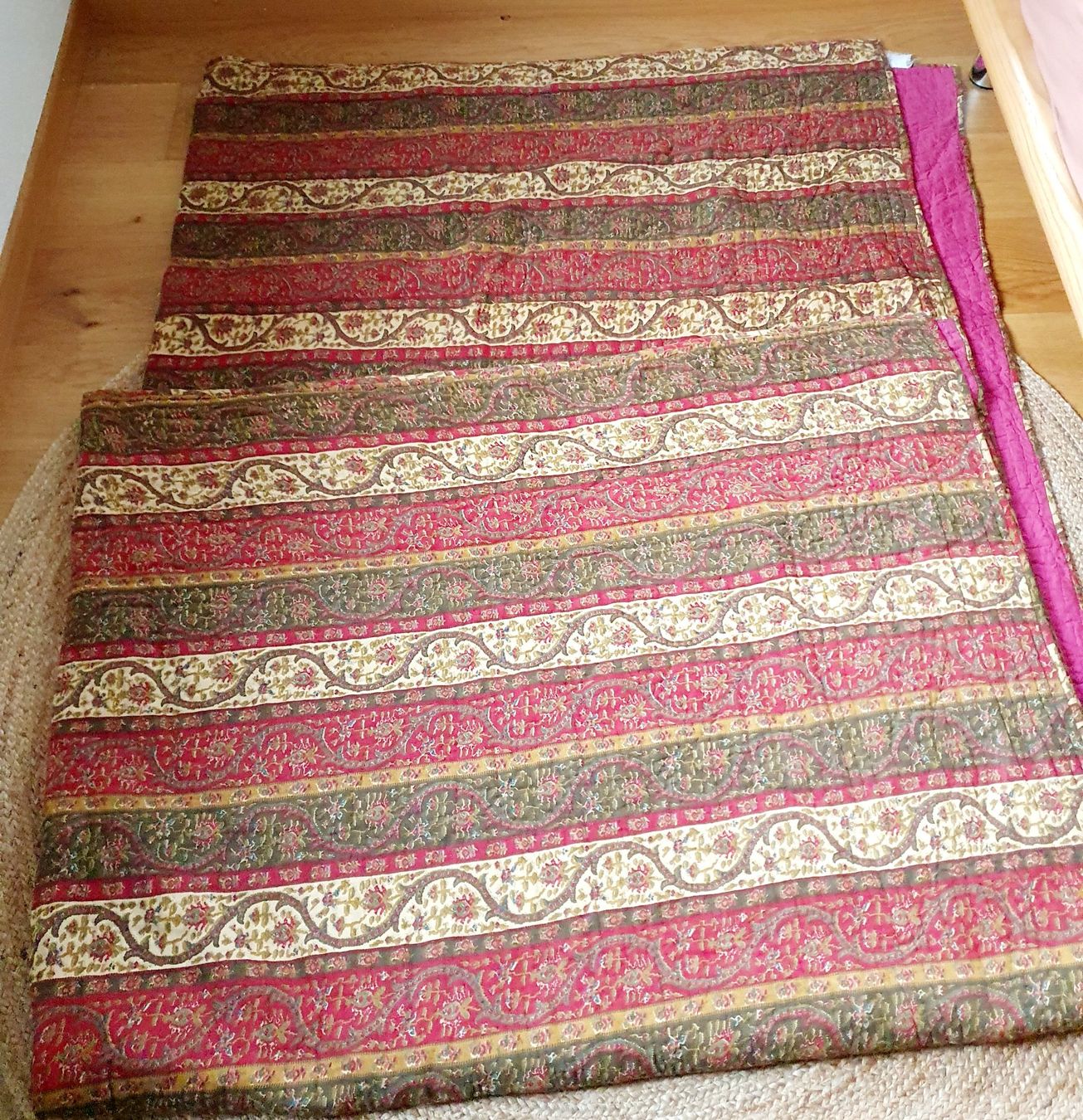 Coperte: Grosser Quilt - Decke – Usato da Richterswil venduto da Lionlion