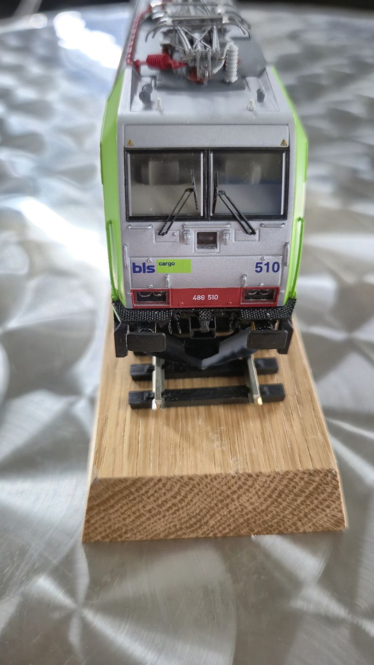 ACME Modellini di ferrovie: ACME RE 486 BLS – Usato da Münsingen venduto da hausbootli 5