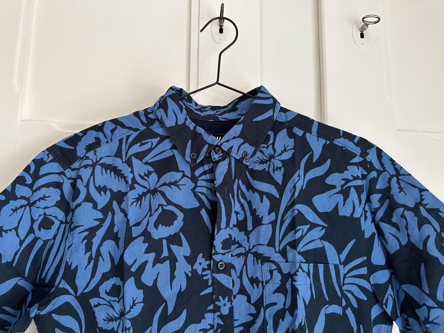 H&M Camicie: Hemd blau geblümt - S – Usato da Zürich venduto da Diazaio 1
