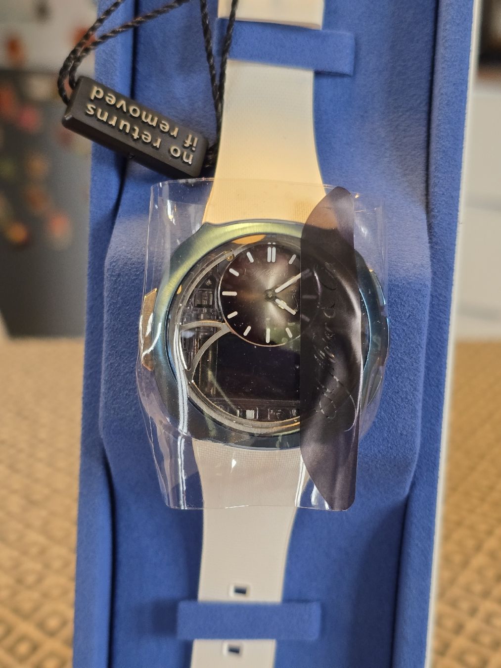 H.Moser & Cie Uhren: H.Moser off-grid – Neu und originalverpackt aus Troinex von Passion_Chrono 1
