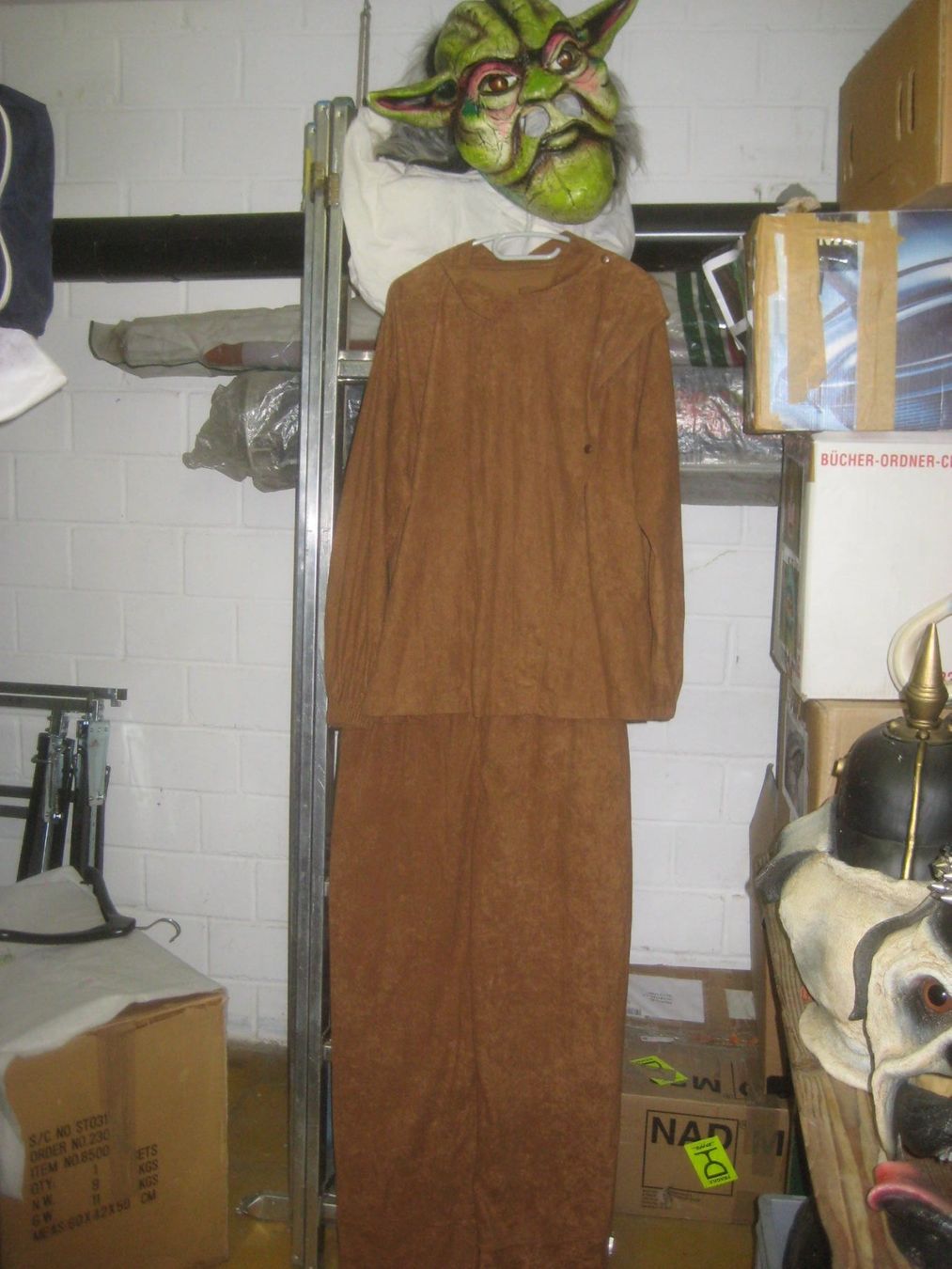 Costumes: KOPOLT    KOSTÜM – D'occasion à Uster par flocke1