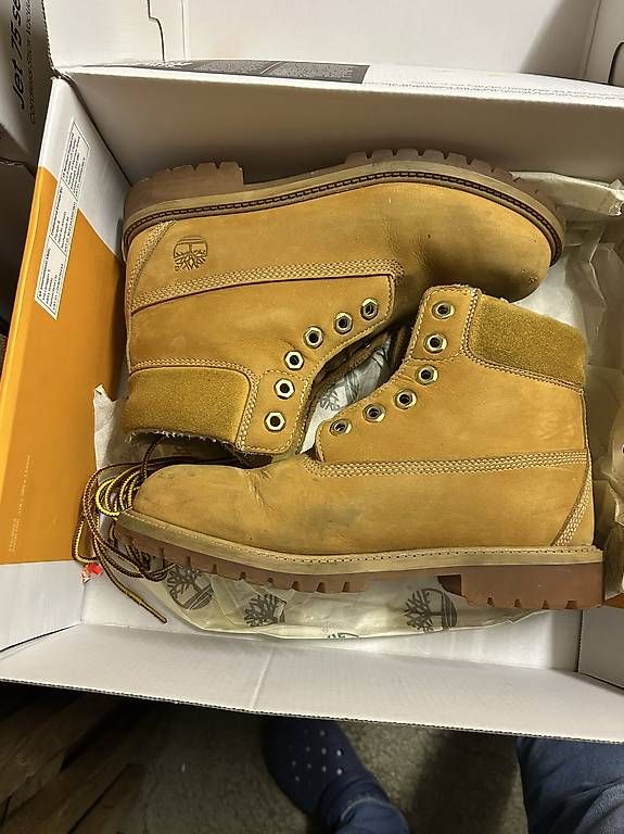 Scarpe da uomo: Scarponi – Usato da Rancate venduto da bkc_d6jc 1
