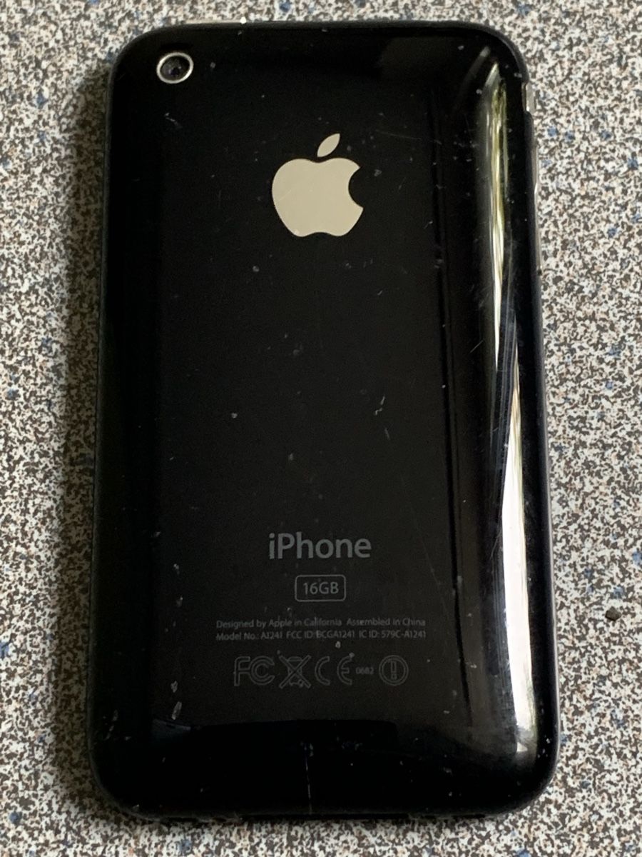 Apple Telefoni cellulari / Smartphones: Apple iPhone 3G Black 16GB – Usato da Wangen b. Olten venduto da Finolino28 2