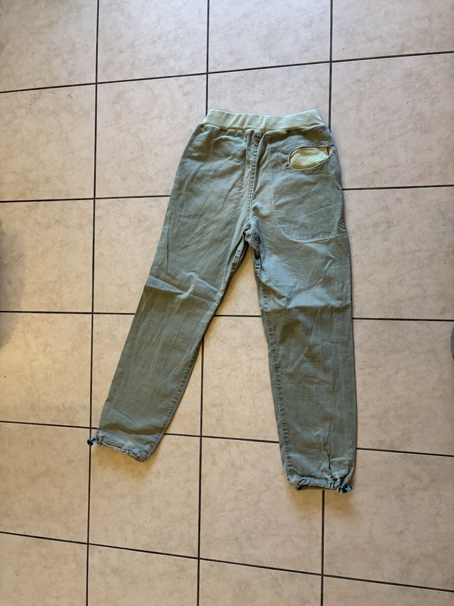 E9 Pantaloni: E9 Kinder Kletterhose / Boulderdose – Usato da Schlosswil venduto da wizZzor 1
