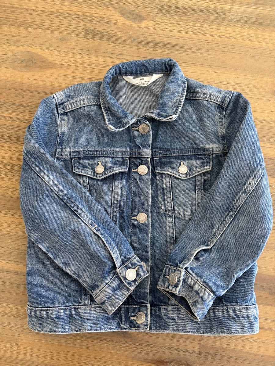 H&M Giacche: Veste en jean H&M - taille 116 – Nuovo (secondo la descrizione) da Sion venduto da Nelsonkatz