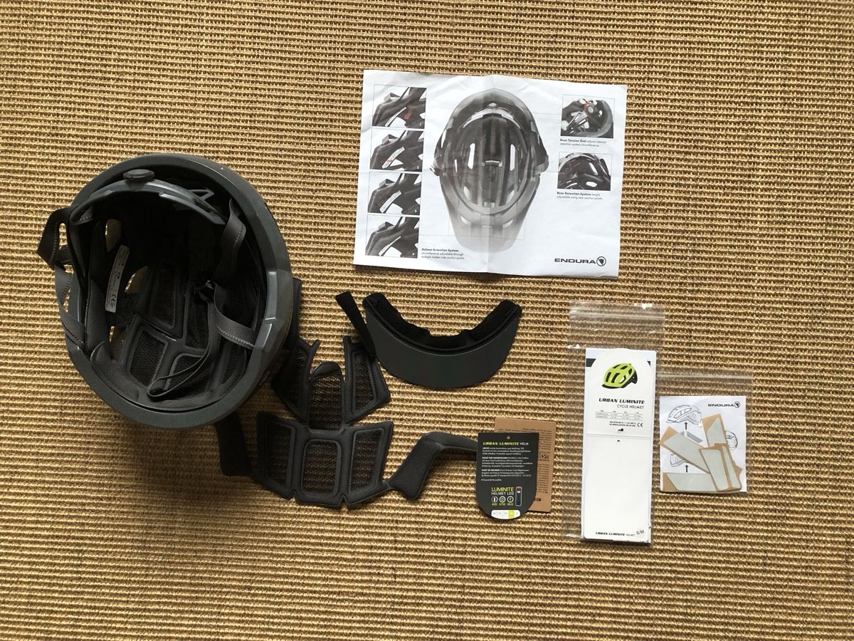 Endura Caschi: ENDURA   Urban Luminite Helm – Usato da Zürich venduto da EliseSchmitz 1