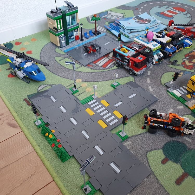 Lego Spielzeuge: Lego City – Gebraucht aus Grafenried von Zhenya 7