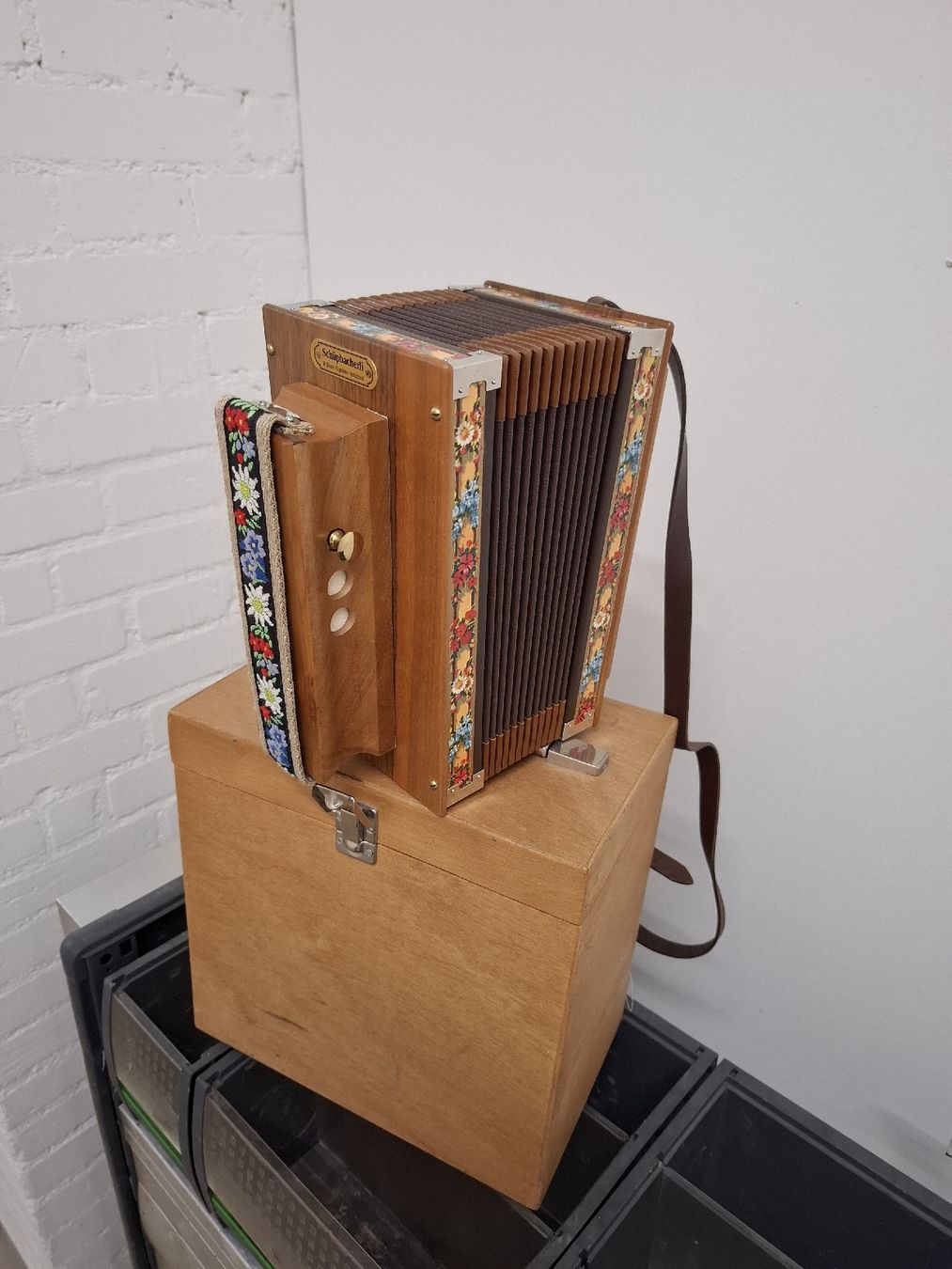 Strumenti musicali: langnauer orgeli – Usato da Villeneuve venduto da BibiVintage 8