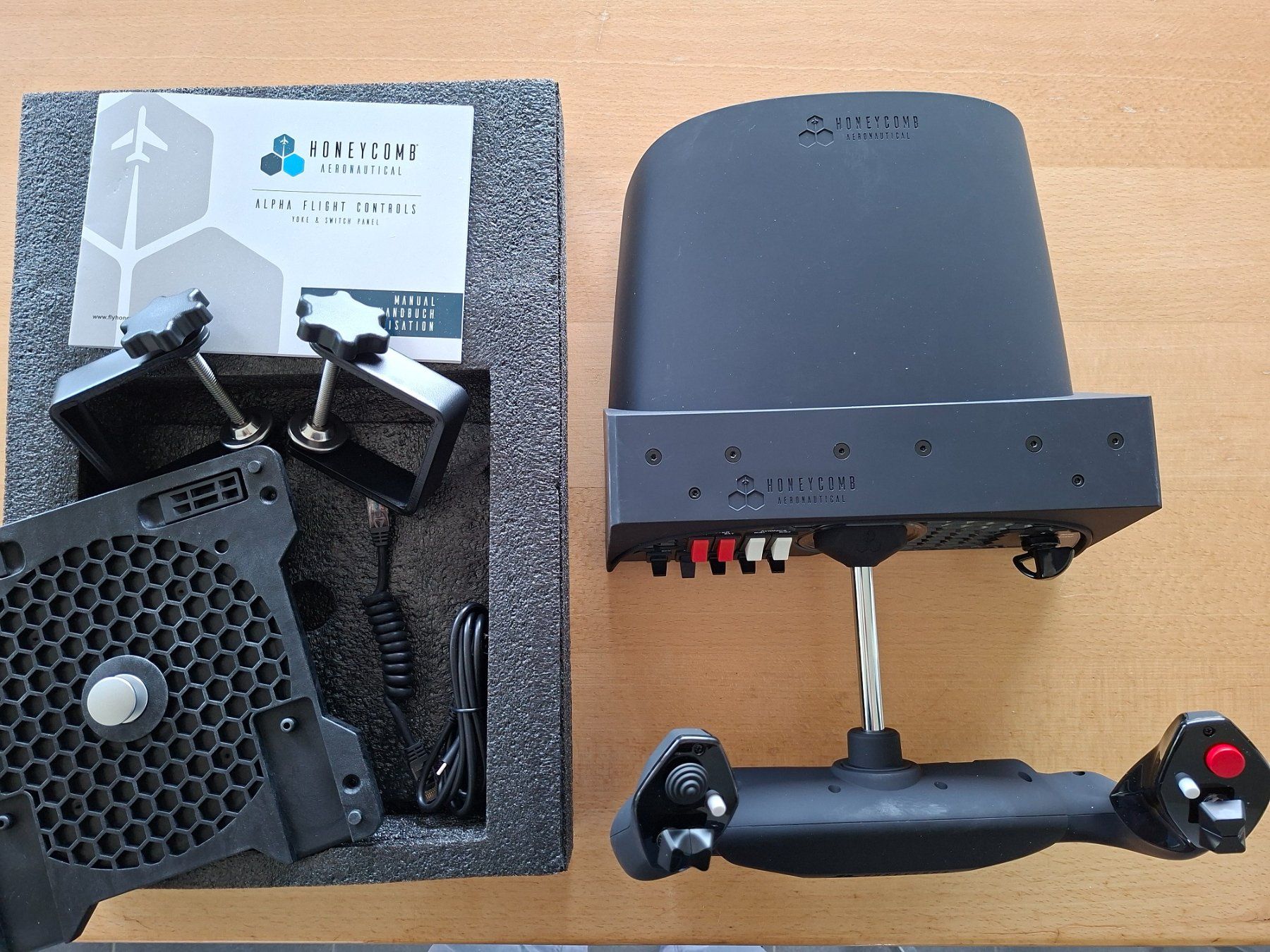 Honeycomb Manettes: Honexcomb Alpha Yoke – D'occasion à Utzigen par FlugPlan255 2