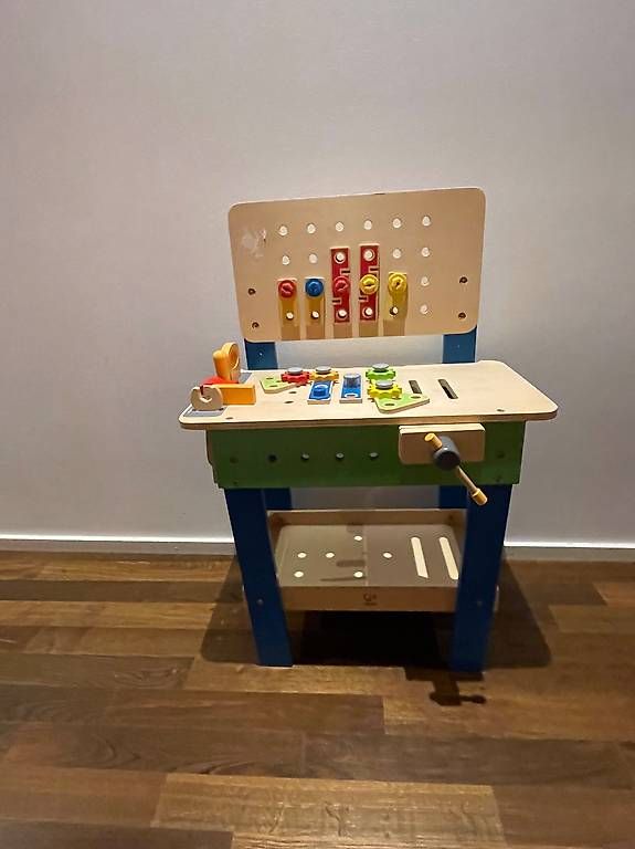 Hape Spielzeuge: Établi enfants – Gebraucht aus Grandvaux von ejay74