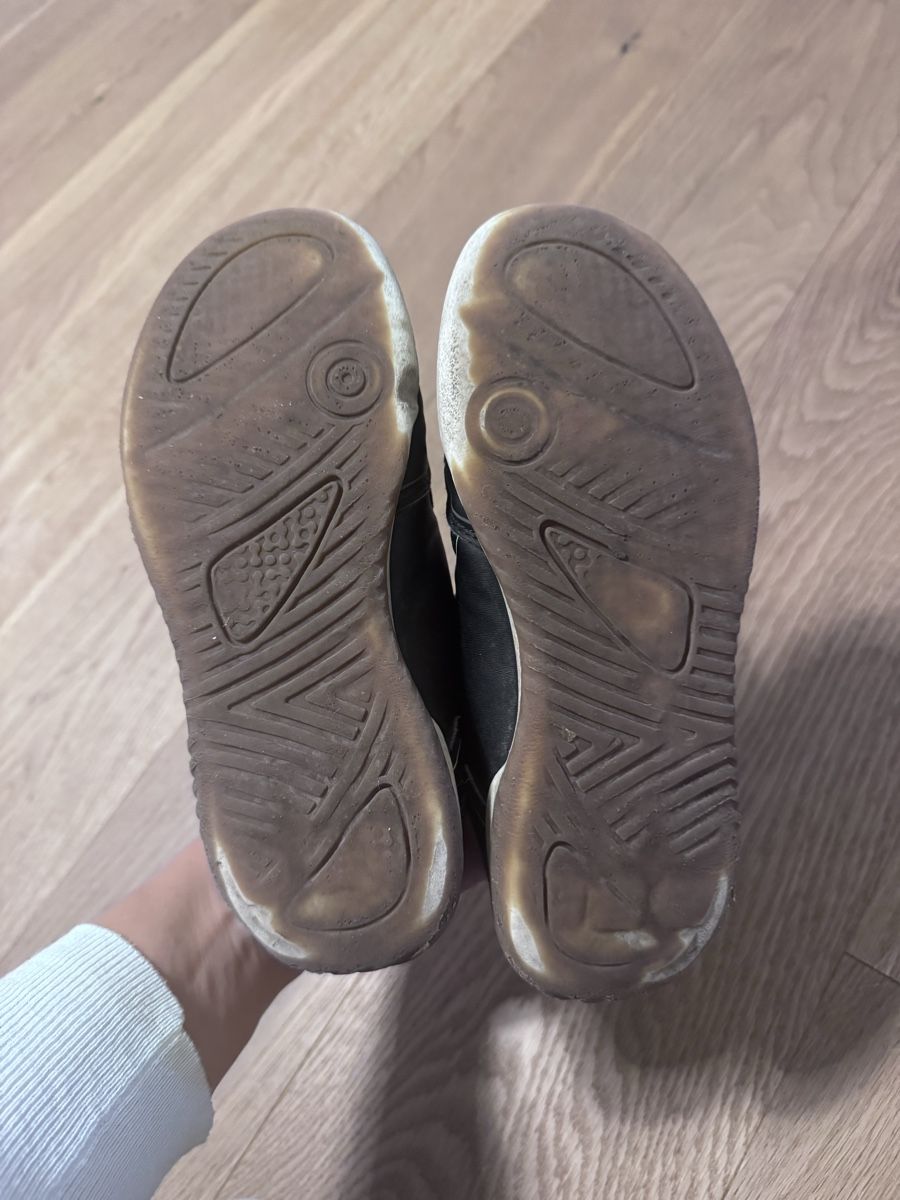 Chaussures garçon: Turnschuhe Grösse 36 – D'occasion à Wädenswil par dor_ddx7 1