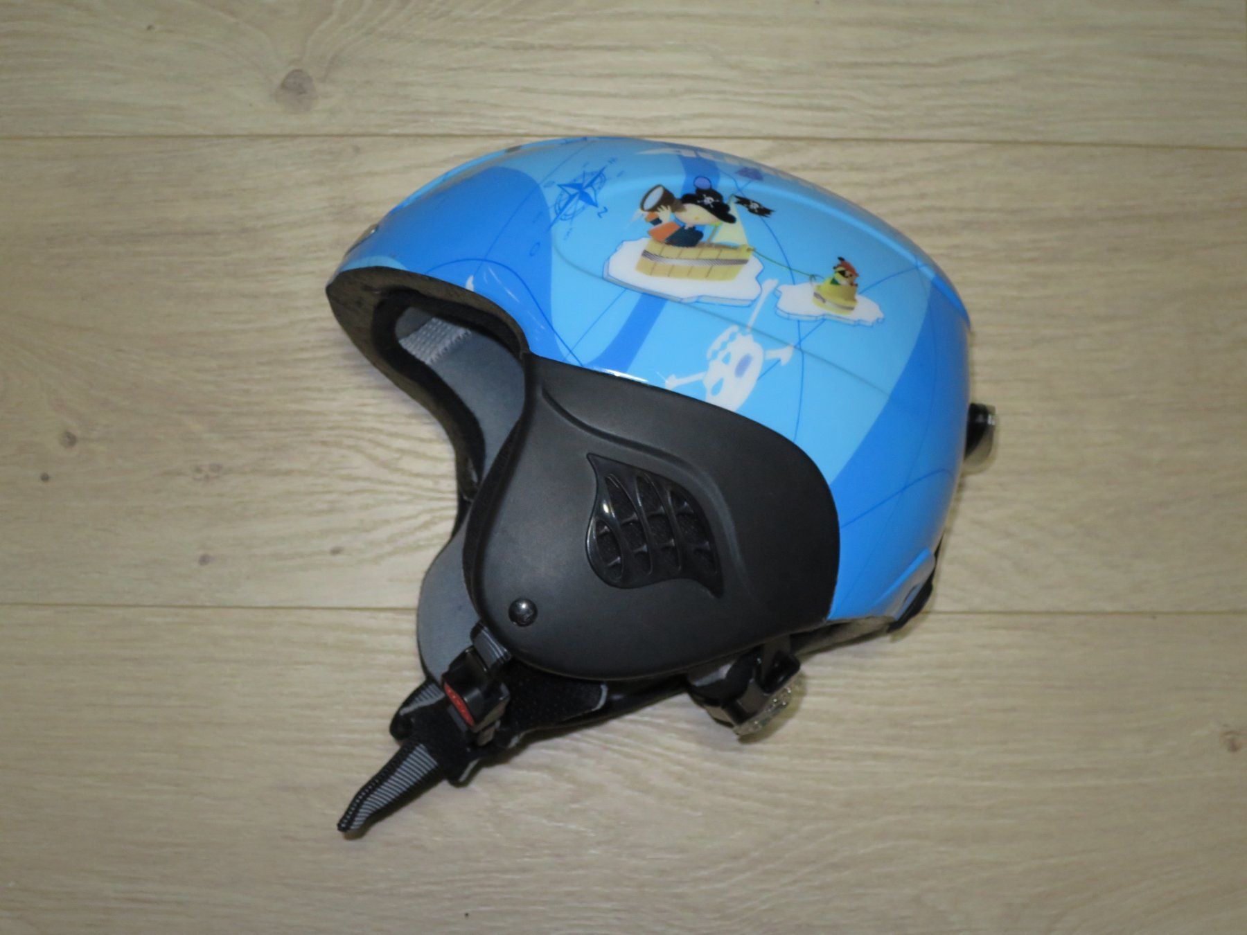 Alpina Caschi: Alpina Carat Flash Kinder-Skihelm 48-52 – Usato da Gundetswil venduto da Maegez 1