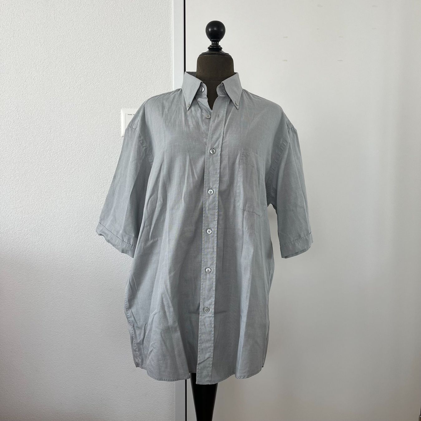 Saint Laurent Camicie: Yves Saint Laurent Grey Shirt – Usato da Zug venduto da Grc999