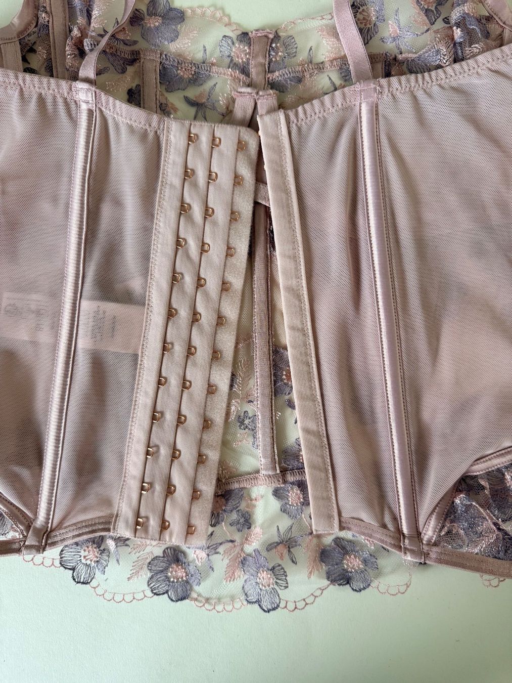 Hunkemöller Top: HUNKEMÖLLER, Bustier SOFIA, Grösse 80B, Farbe Lila – Nuovo e nell'imballaggio originale da Rudolfstetten venduto da gst_g7xl 5