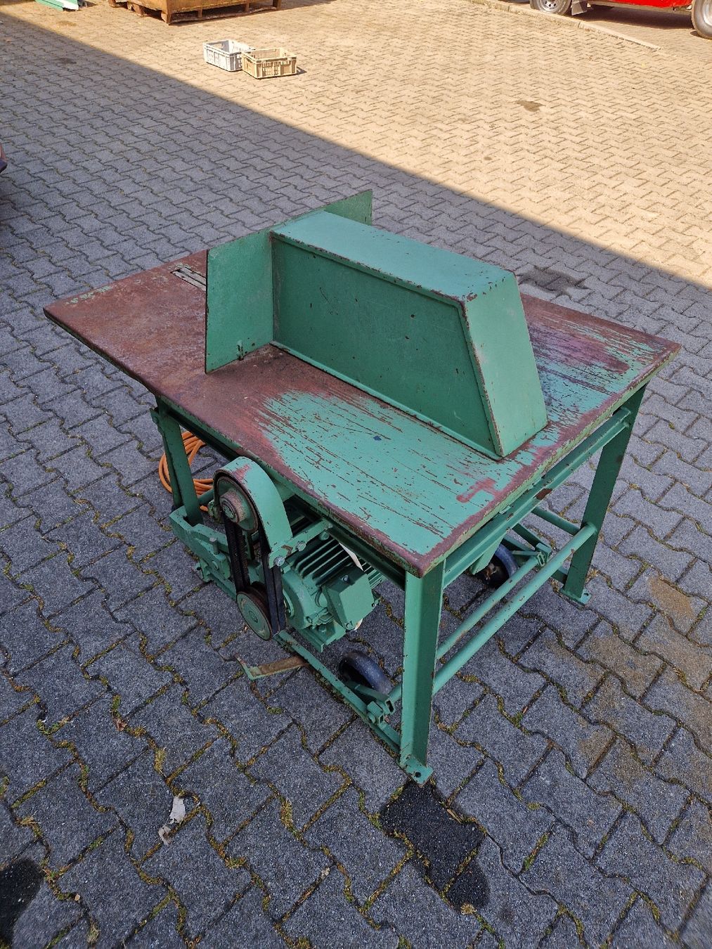 Seghe: Brennholzfräse – Usato da Grosswangen venduto da lar_9lz7 3